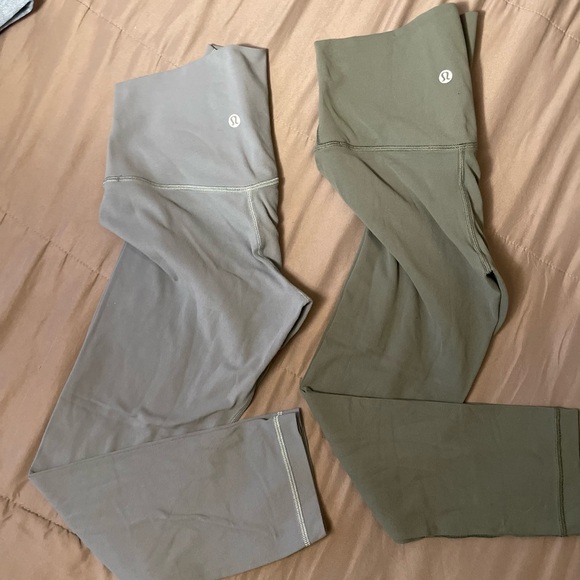 Lululemon Women’s Align Green/ Grey High-Rise Crop 21" Size 4 - Picture 4 of 9